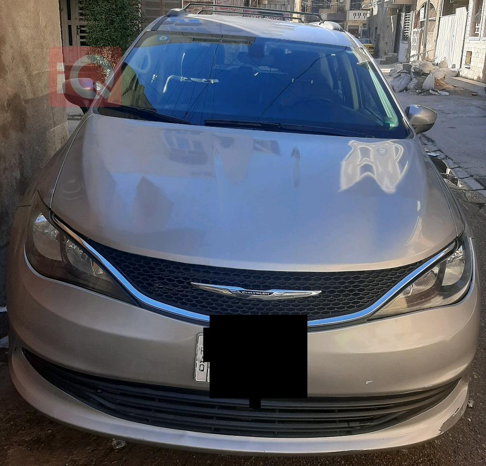 كرايسلر جراند فوياجر